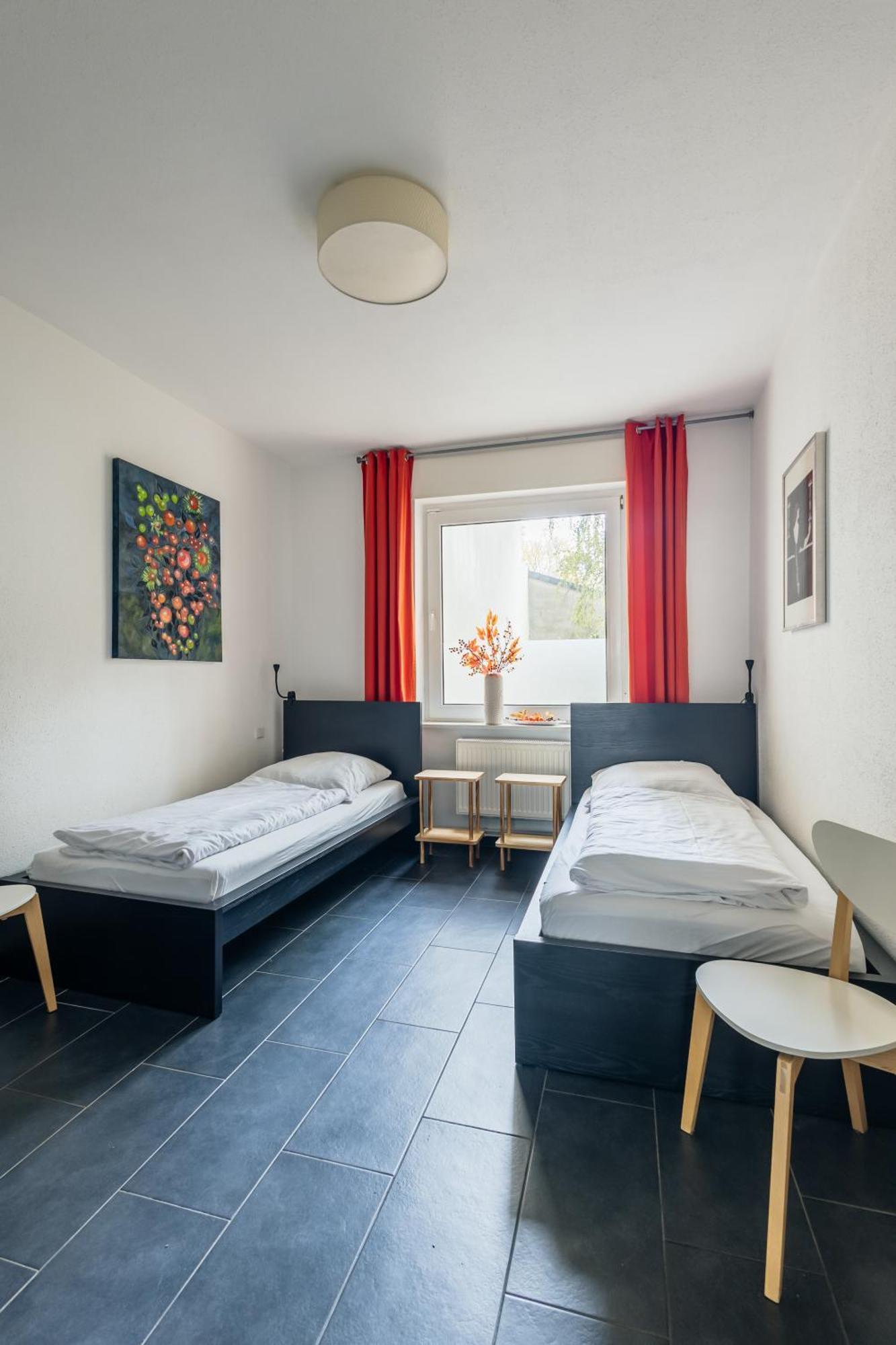 Centrally Located 2-Room Apartment Хановер Екстериор снимка