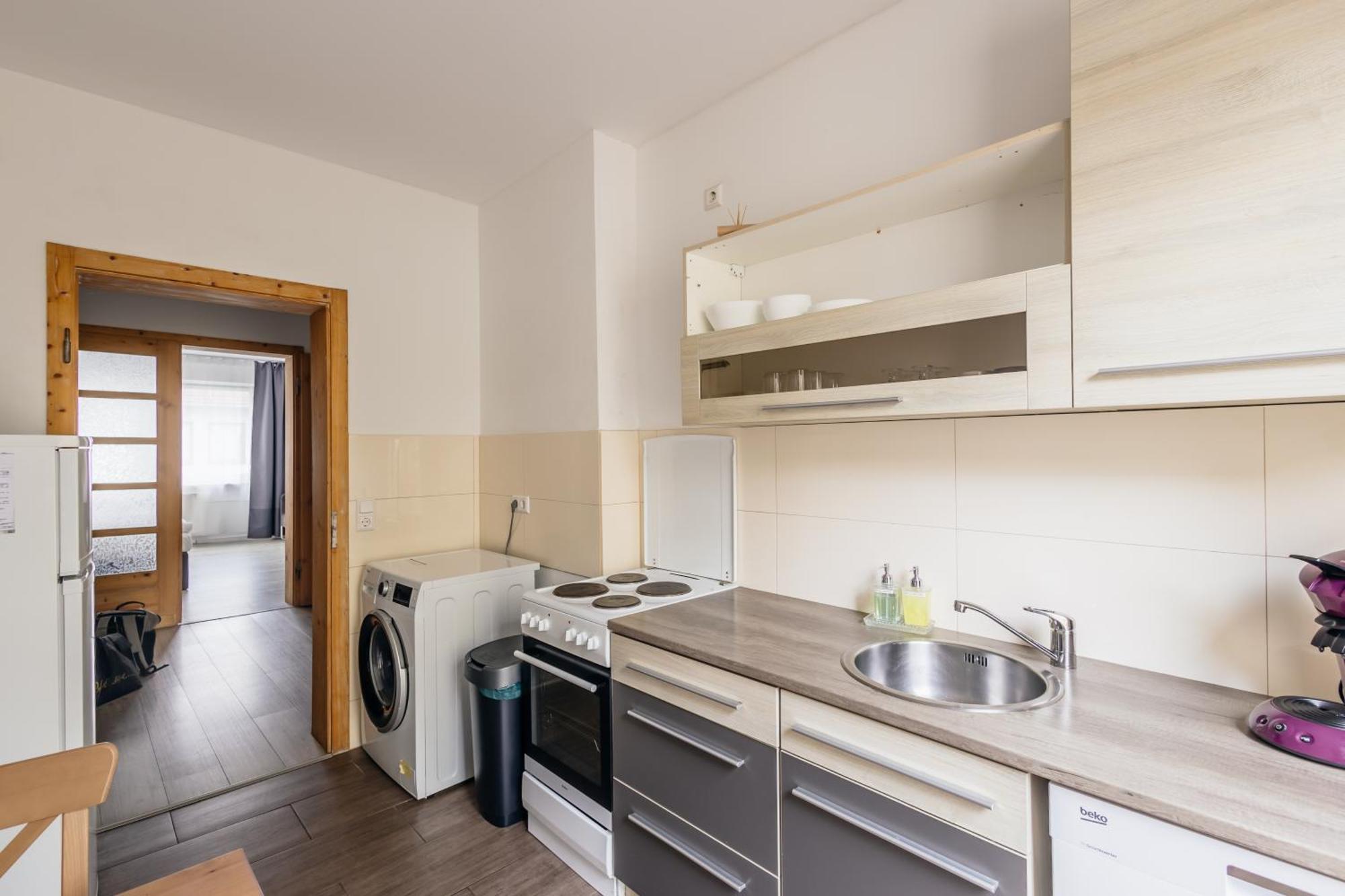Centrally Located 2-Room Apartment Хановер Екстериор снимка