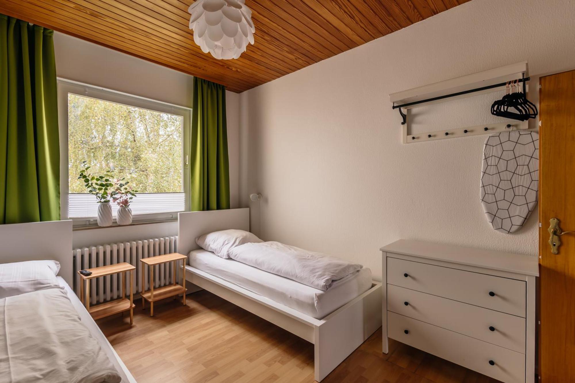 Centrally Located 2-Room Apartment Хановер Екстериор снимка