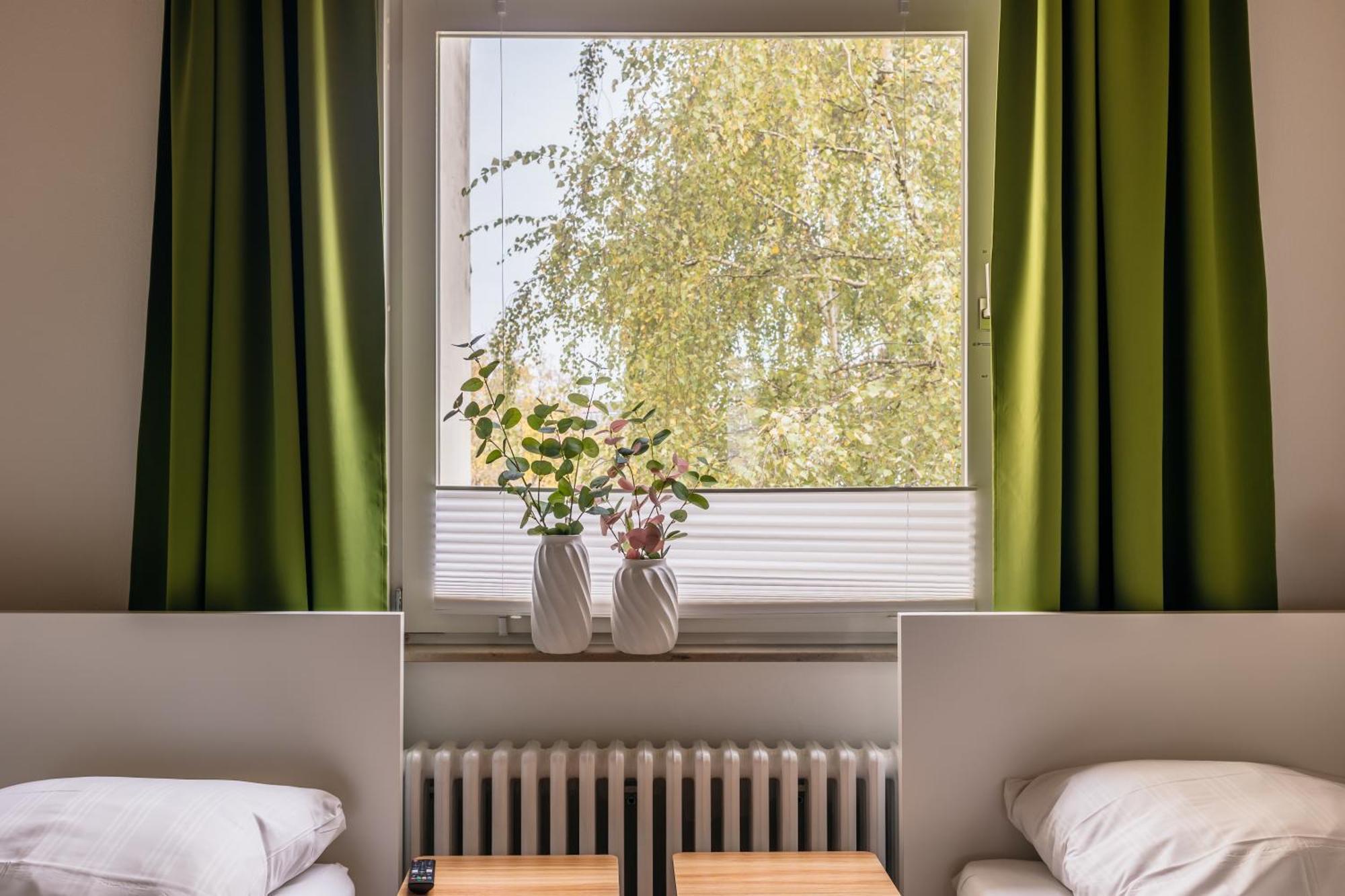 Centrally Located 2-Room Apartment Хановер Екстериор снимка